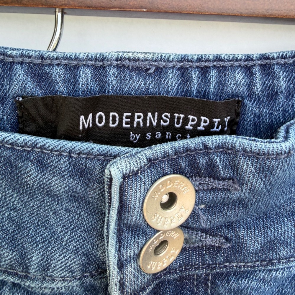 Modern Supply by Sanctuary Women Blue Denim Utility Shorts KMP241XR5 Size 27 - Picture 2 of 10